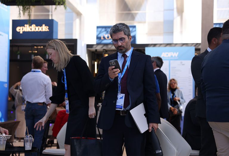 The 5 Best Online Banks in the UAE now