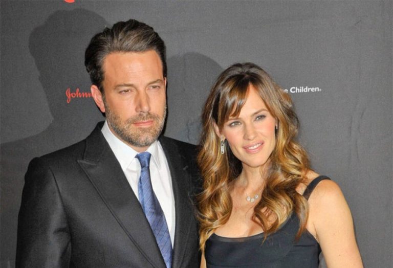 Ben Affleck replaced Jennifer Garner
